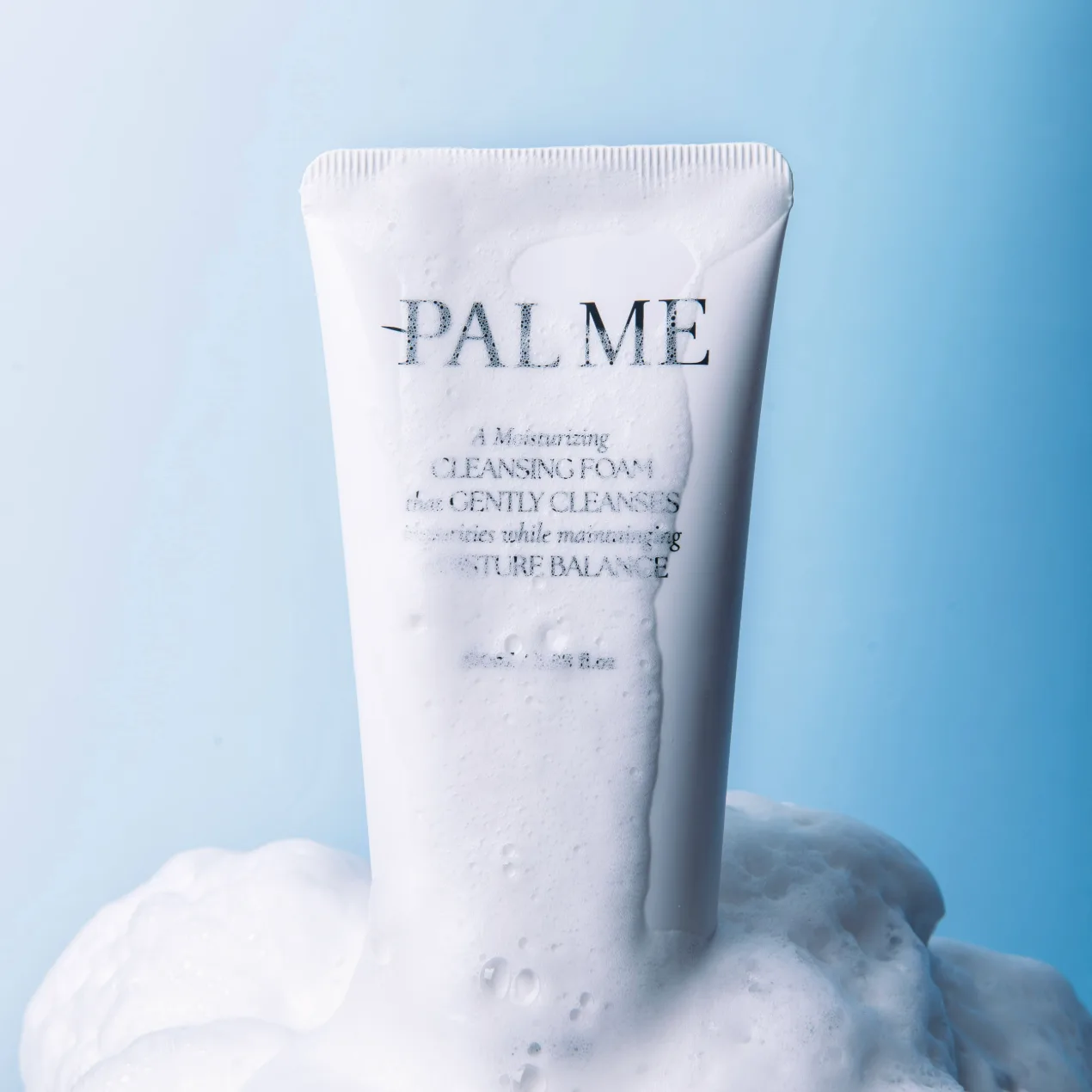 Eight Glow Moisture Cleansing Foam 100ml — product detail image 3
