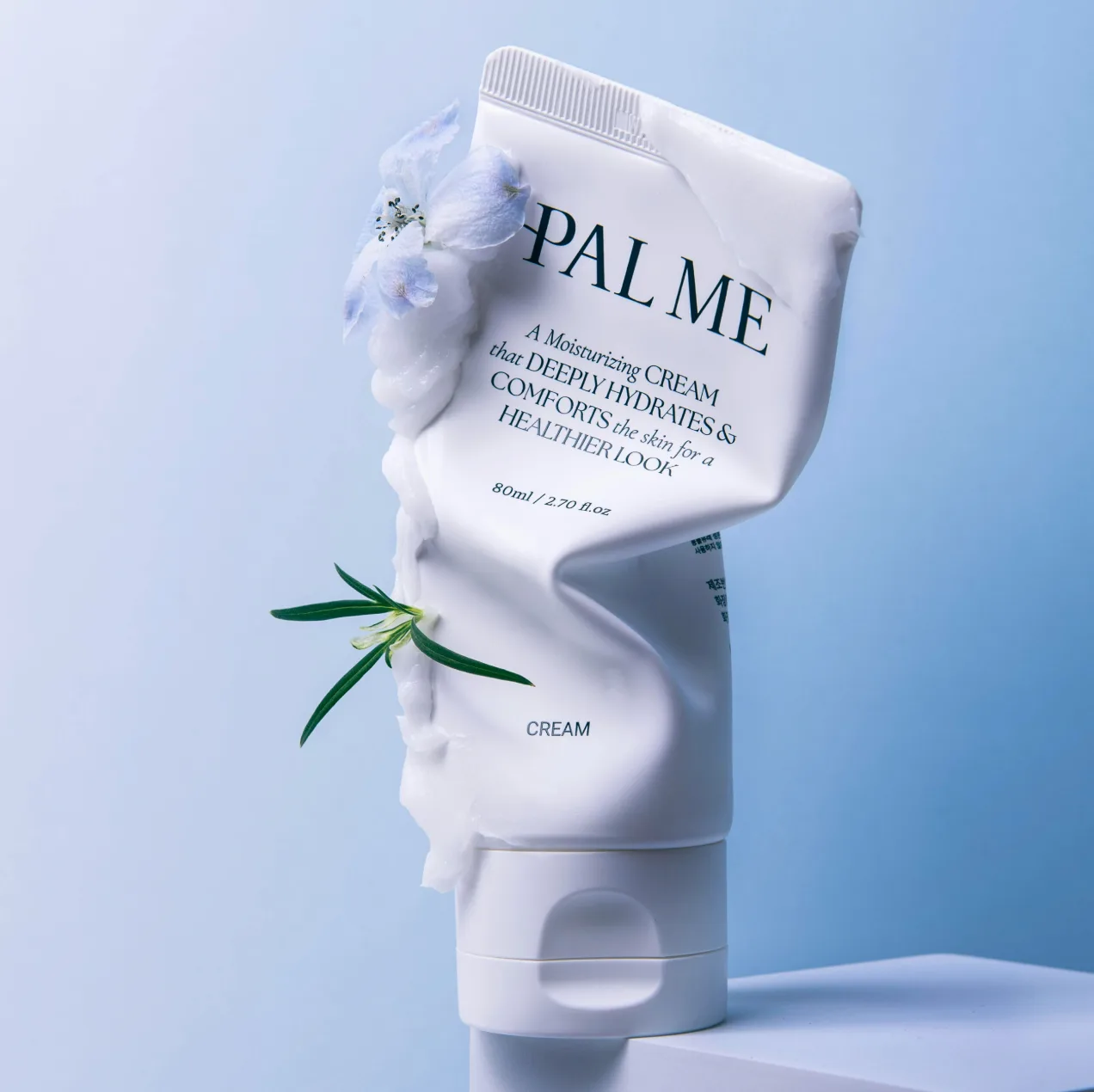 EIGHT ME IN Eight Glow Moisture Cream 80ml — product detail image 10